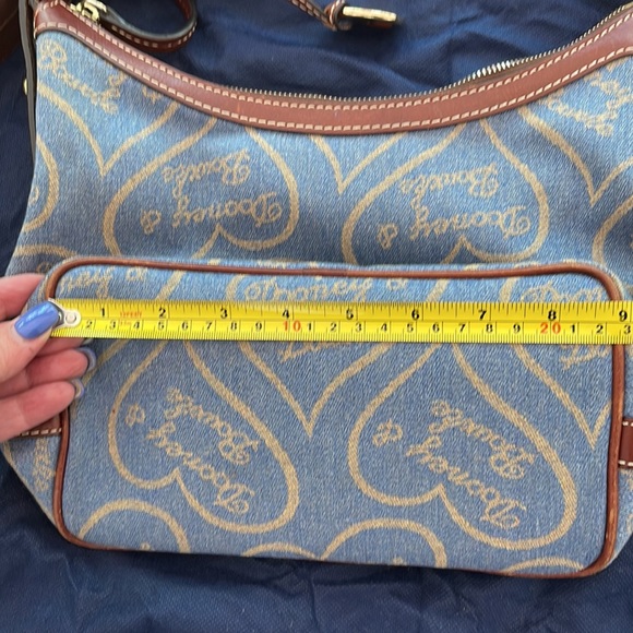 Dooney Bourke - Picture 7 of 10